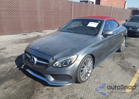 2017 Mercedes-Benz C 300 z USA, uszkodzony, nr VIN WDDWK4JB3HF426338